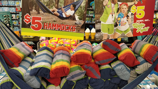 Variety Store «Five Below», reviews and photos, 1468 E Golf Rd, Schaumburg, IL 60173, USA