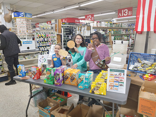 Home Improvement Store «Maple Heights True Value Hardware», reviews and photos, 16460 Broadway Ave, Maple Heights, OH 44137, USA