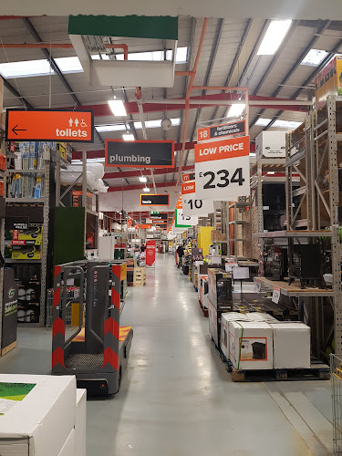 Reviews of B&Q Dunfermline in Dunfermline - Hardware store
