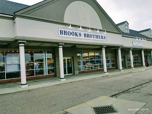 Shopping Mall «Aurora Farms Premium Outlets», reviews and photos, 549 S Chillicothe Rd, Aurora, OH 44202, USA