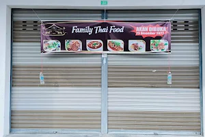 Family Thai food 168 image
