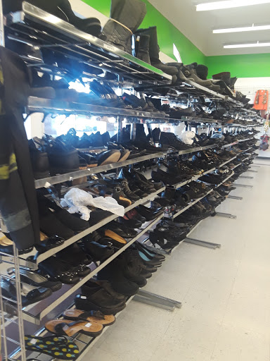 Thrift Store «Goodwill Store & Donation Center», reviews and photos, 602 E Lancaster Ave, Shillington, PA 19607, USA