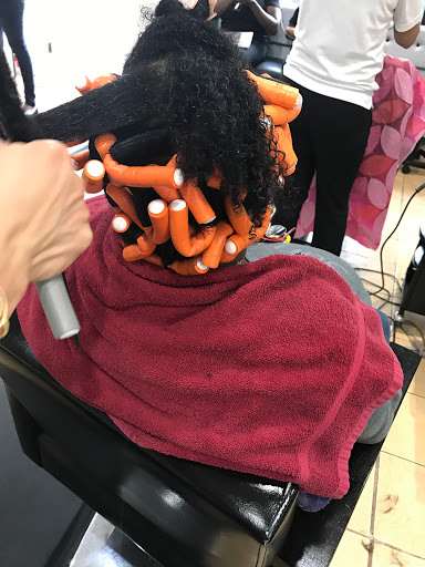 Beauty Salon «Dominican Sparkle Beauty Salon», reviews and photos, 1675 Springfield Ave, Maplewood, NJ 07040, USA