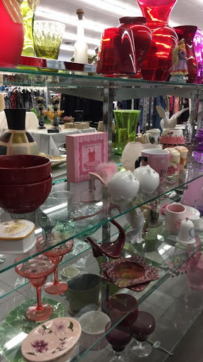 Donations Center «Goodwill Store and Donation Center», reviews and photos