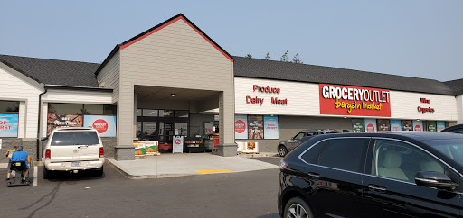Grocery Store «Grocery Outlet Bargain Market», reviews and photos, 16261 US-101 #17, Brookings, OR 97415, USA