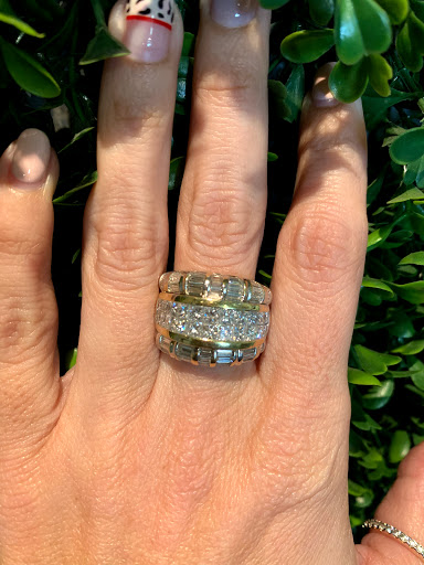 Jewelry Store «J & L Jewelry», reviews and photos, 1823 Ximeno Ave, Long Beach, CA 90815, USA