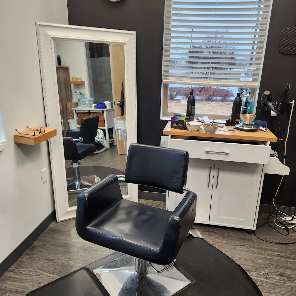 Jennie Nicewarner Salon 76227