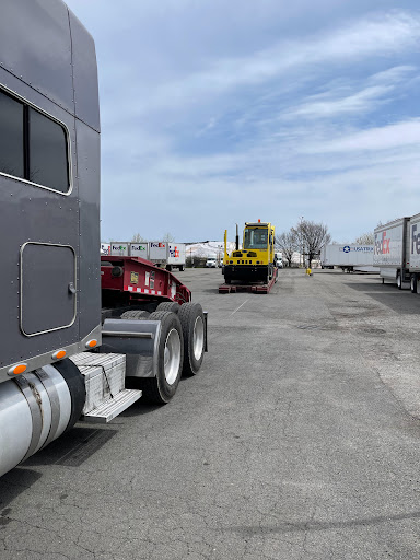 Mailing Service «FedEx Ground», reviews and photos, 635 Zerega Ave, Bronx, NY 10473, USA