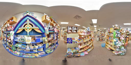 Book Store «Lift Bridge Book Shop», reviews and photos, 45 Main Street, Brockport, NY 14420, USA