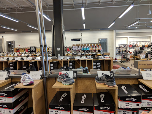 Shoe Store «DSW Designer Shoe Warehouse», reviews and photos, 4 S Tunnel Rd, Asheville, NC 28805, USA