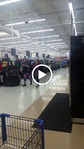 Department Store «Walmart Supercenter», reviews and photos, 100 Walmart Dr, Elizabethtown, KY 42701, USA