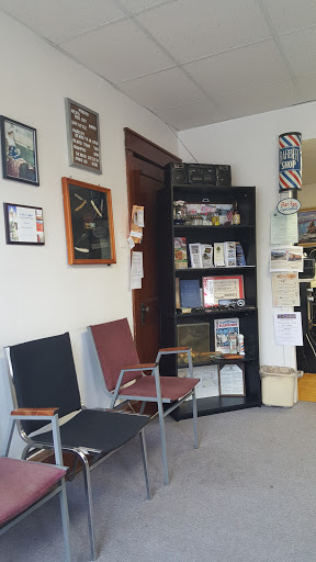 Barber Shop «Palmerton Barber Shop», reviews and photos, 233 Delaware Ave, Palmerton, PA 18071, USA