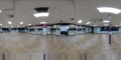 Health Club «Crunch - Riverside», reviews and photos, 10125 Hole Ave, Riverside, CA 92503, USA