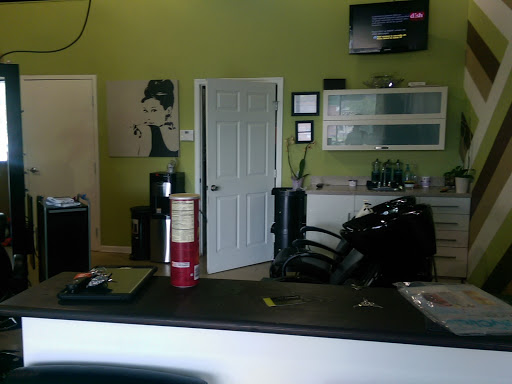 Hair Salon «Ileana Dominican Hair salon», reviews and photos, 4398 Kimball Bridge Rd, Alpharetta, GA 30005, USA