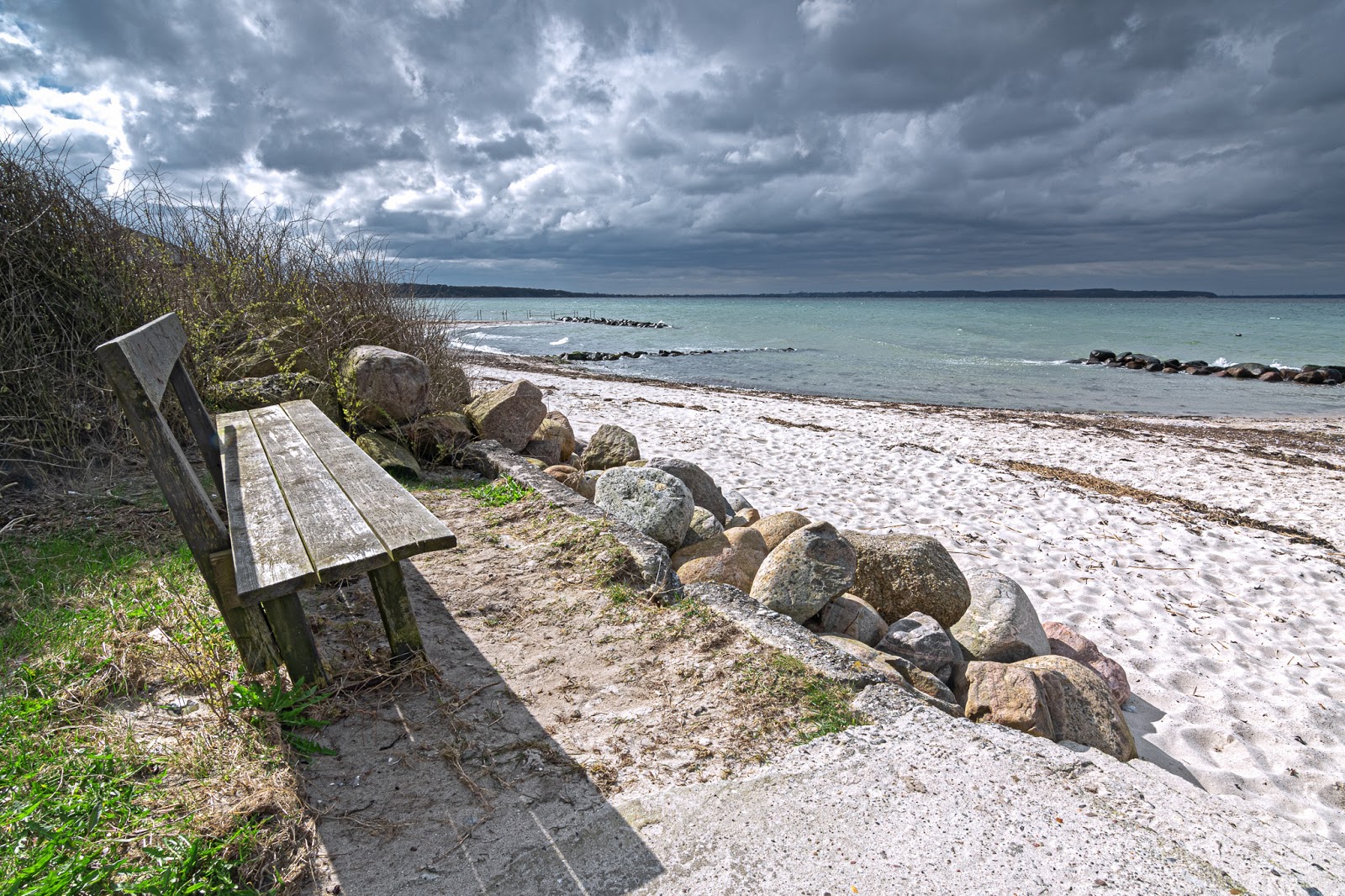Foto von Varbjerg Beach mit sehr sauber Sauberkeitsgrad