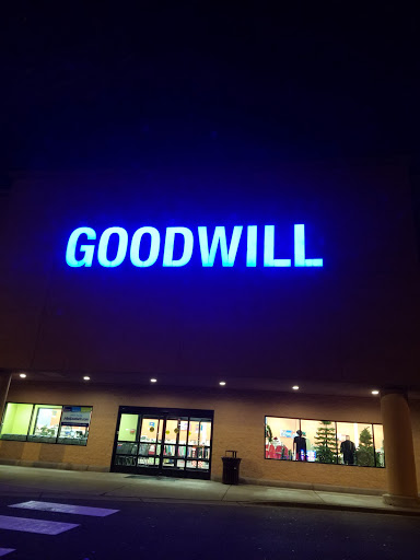 Thrift Store «Goodwill - Fridley», reviews and photos