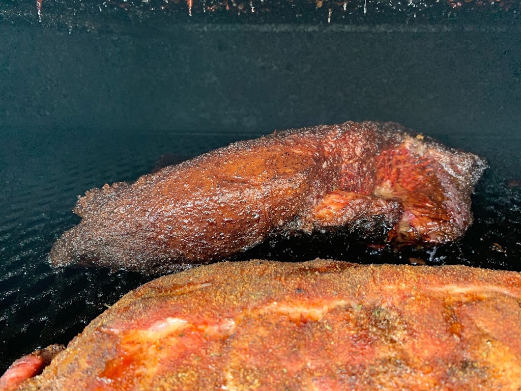 Charlie Ro's BBQ 76574