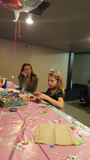 Movie Theater «Wunderland Milwaukie Cinemas», reviews and photos, 11011 SE Main St, Milwaukie, OR 97222, USA