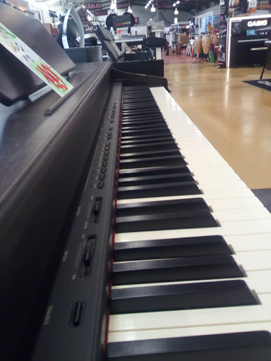 Piano shops in Toulouse