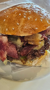 Hamburger du Restaurant de hamburgers Rosaparks à Paris - n°3