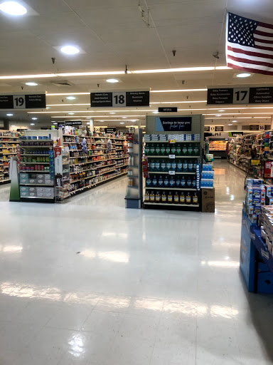Grocery Store «Giant Food Stores», reviews and photos, 720 W Street Rd, Warminster, PA 18974, USA