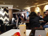 Atmosphère du Restaurant servant le petit-déjeuner McDonald's Ledru Rollin à Paris - n°13