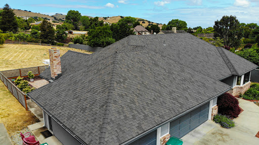 Roofing contractor Salinas