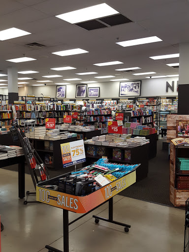 Book Store «Books-A-Million», reviews and photos, 150 Pearl Nix Pkwy, Gainesville, GA 30501, USA