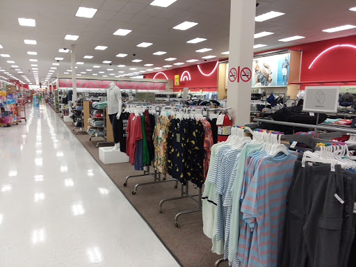 Department Store «Target», reviews and photos, 3535 Steelyard Dr, Cleveland, OH 44109, USA