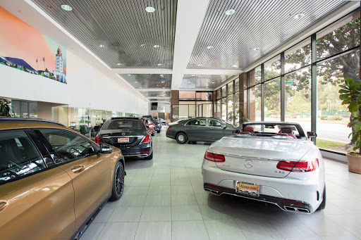 Mercedes Benz Dealer «Mercedes-Benz of Beverly Hills», reviews and photos, 9250 Beverly Blvd, Beverly Hills, CA 90210, USA