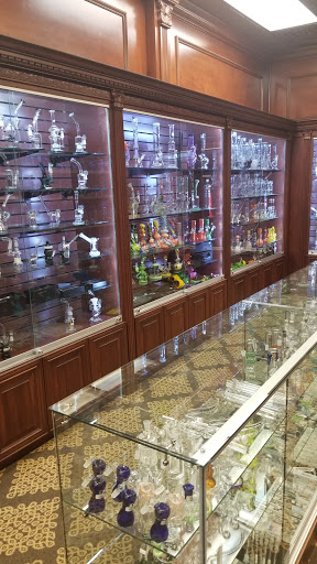 Tobacco Shop «Smokers Planet», reviews and photos, 1495 W 14 Mile Rd, Madison Heights, MI 48071, USA