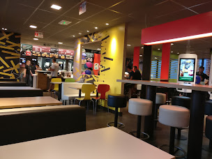 Photo n°51 de McDonald's à Le Pont-de-Beauvoisin ()