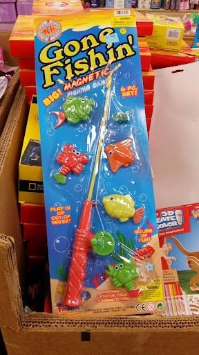 Shopping Mall «Lynn Plaza Shopping Center», reviews and photos, 520-600 W Dundee Rd, Wheeling, IL 60090, USA