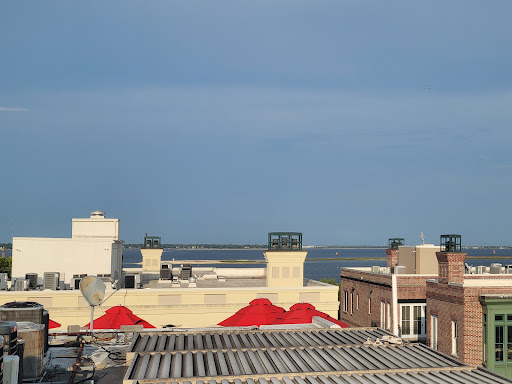 Bar «The Rooftop Bar at Vendue», reviews and photos, 19 Vendue Range, Charleston, SC 29401, USA