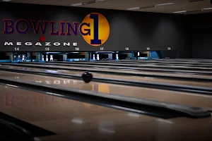 Bowling 1 image