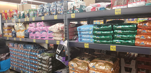 Supermarket «Grocery Outlet Bargain Market», reviews and photos, 14800 SE Sunnyside Rd, Happy Valley, OR 97015, USA