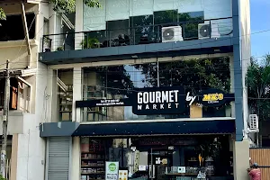 Gourmet Market by Ma's Kitchen Thimbirigasyaya image