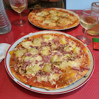 Plats et boissons du Pizzeria La Main à la Pâte à Bagnoles de l'Orne Normandie - n°1