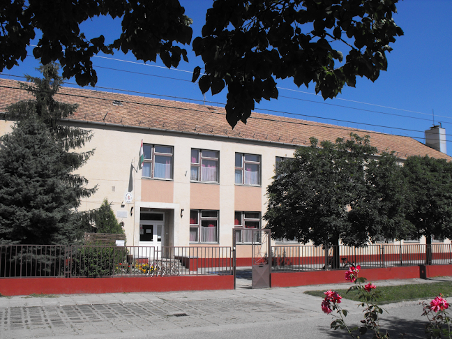 Szegedi Petőfi Sándor általános iskola Bálint Sándor tagiskola (Szeged-Tápé)