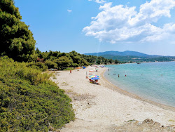 Lagomandra Plajı'in fotoğrafı geniş ile birlikte