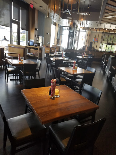 Shopping Mall «The Shops at Nanuet», reviews and photos, 5101 Fashion Dr, Nanuet, NY 10954, USA