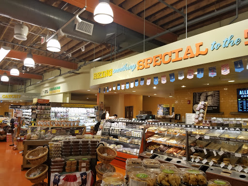 Grocery Store «Whole Foods Market», reviews and photos, 1028 Beacon St, Brookline, MA 02446, USA
