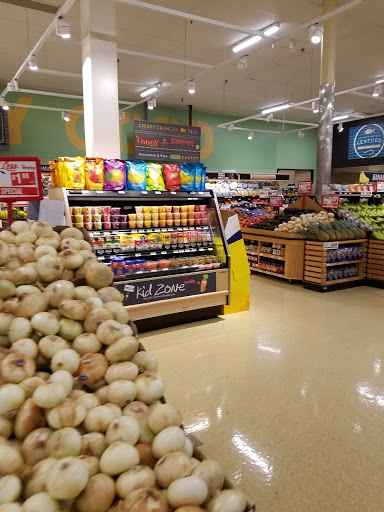 Supermarket «Weis Markets», reviews and photos, 1220 Chestnut St, Emmaus, PA 18049, USA
