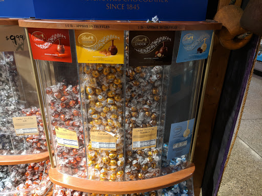 Grocery Store «Market District Supermarket», reviews and photos, 3061 Kingsdale Center, Columbus, OH 43221, USA