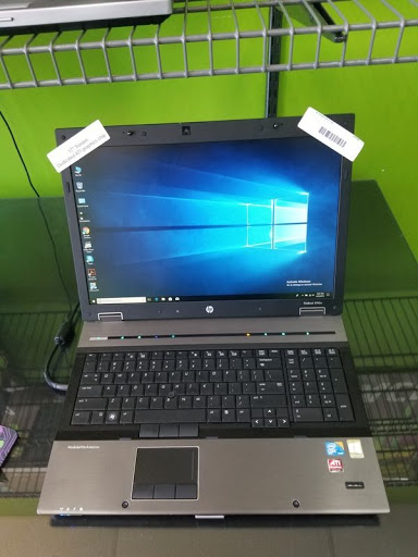 Computer Repair Service «Zombie Techs Computer Repair & Cell Phone Repair», reviews and photos, 831 E Algonquin Rd, Schaumburg, IL 60173, USA