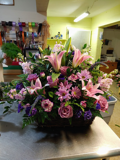 Florist «Marion Smith Florist», reviews and photos, 5904 7th St, Zephyrhills, FL 33542, USA