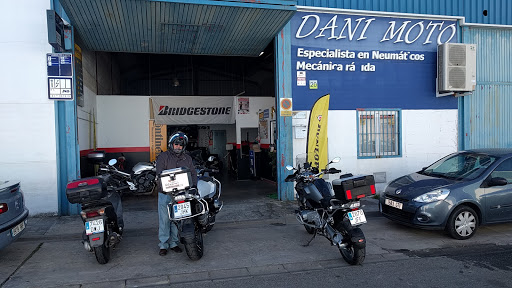 Dani Moto WORKSHOP en Valencina de la Concepción, Sevilla