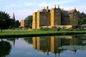 Broughton Castle image