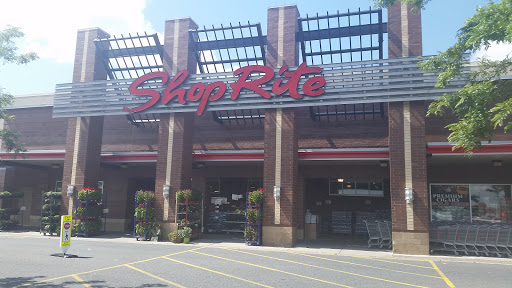 Grocery Store «ShopRite», reviews and photos, 2102-2130 N 2nd St, Millville, NJ 08332, USA
