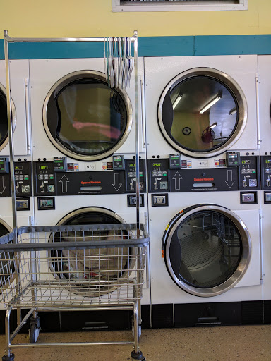Laundromat «Laundromart North Fort Myers», reviews and photos, 216 Pondella Rd, North Fort Myers, FL 33903, USA